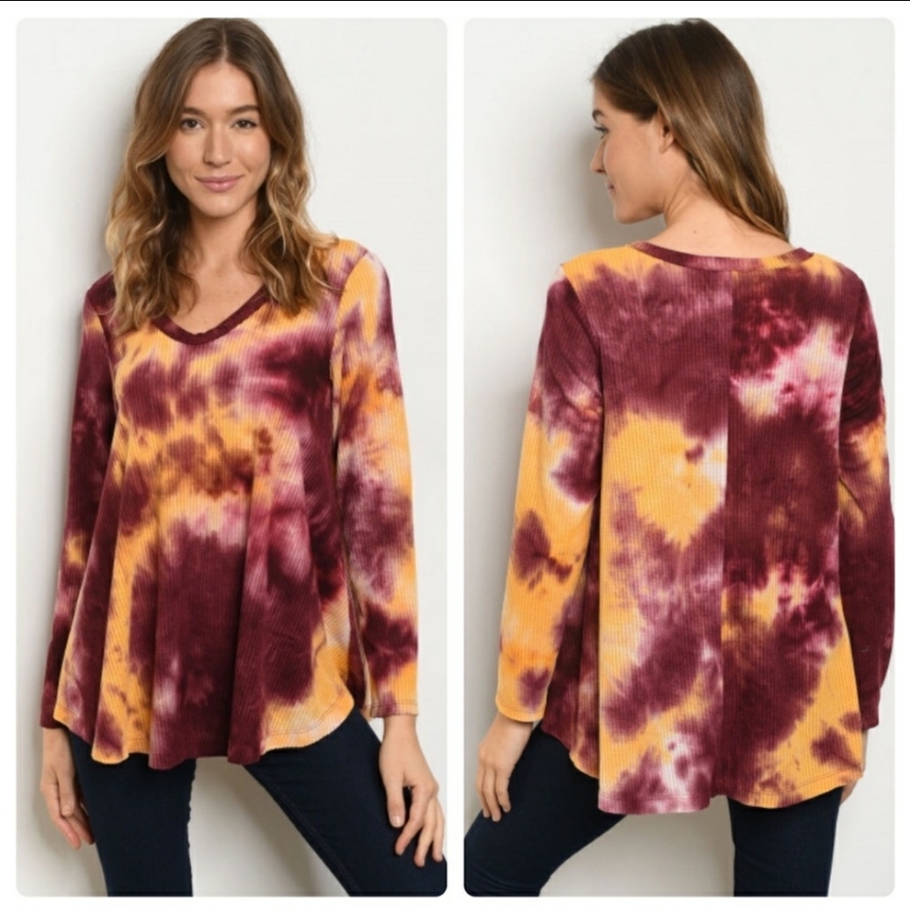 SALE🔥LAST 1! Flowy Ribbed V Neck Tie Dye Top